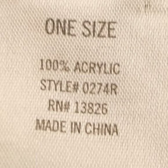 Wonderfully soft and cozy hooded Rauna with fringed hemline - One Size - Picture 8 of 9